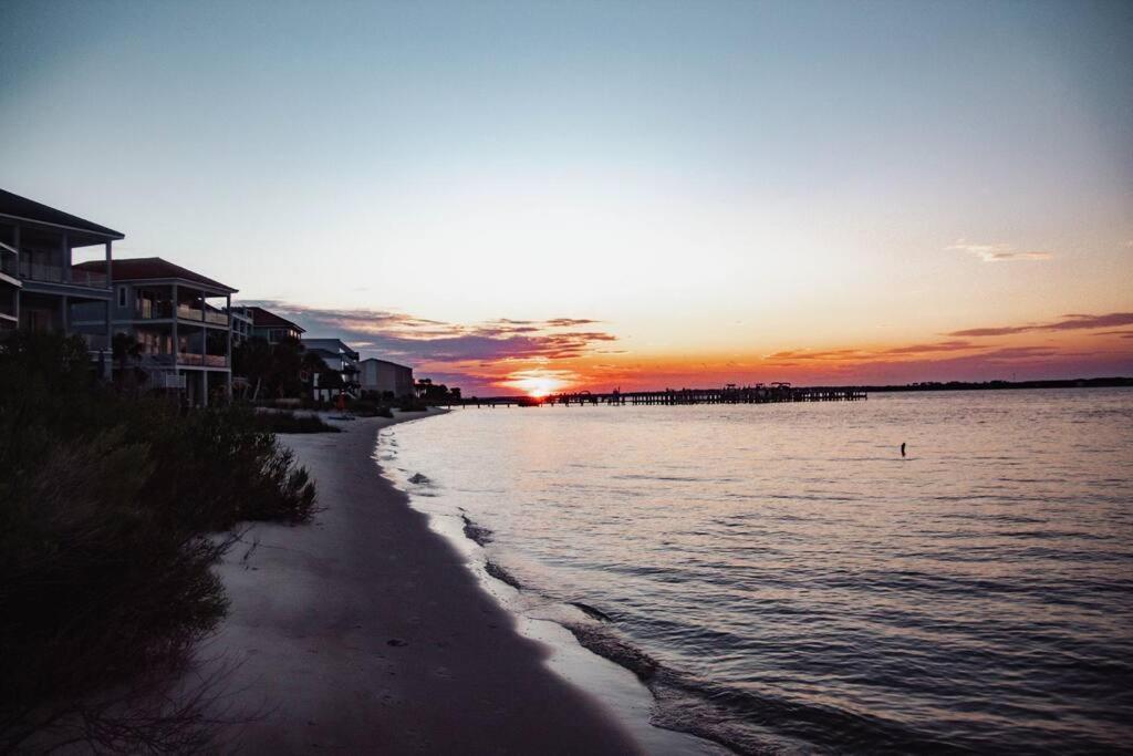 Beachside Bungalow Navarre Extérieur photo